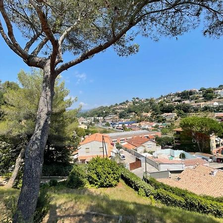 Studio en bas de villa avec piscine proche bord de mer Cagnes-sur-Mer Exterior foto